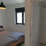 Retro With Heated Pool And Gym For 8 * 穆泰尔岛