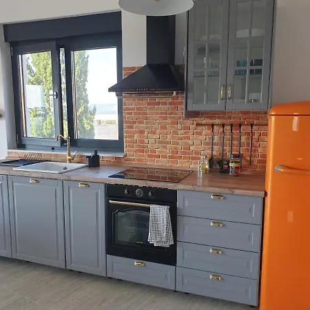 Retro With Heated Pool And Gym For 8 Murter