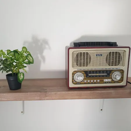 Retro With Heated Pool And Gym For 8 Apartamento Murter