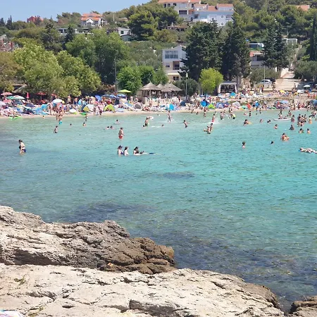 Apartment Retro With Heated Pool And Gym For 8 *