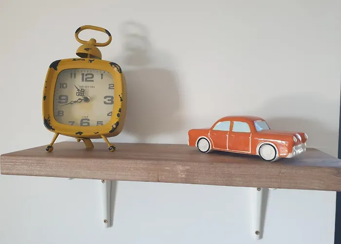 Retro With Heated Pool And Gym For 8 穆泰尔岛