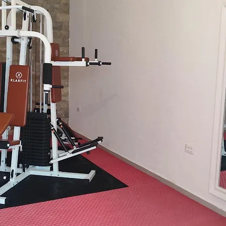 公寓 Retro With Heated Pool And Gym For 8 穆泰尔岛