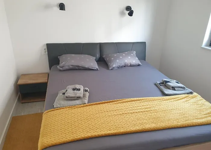 Retro With Heated Pool And Gym For 8 Apartamento *