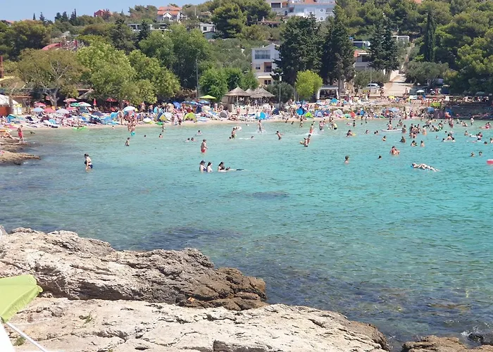 Apartamento Retro With Heated Pool And Gym For 8 *